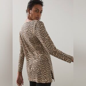 Chico’s Traveler’s Collection 3/4 sleeve animal print tunic. EUC.  Size Medium.
